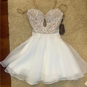 Glamour by Terani Couture Formal Dress